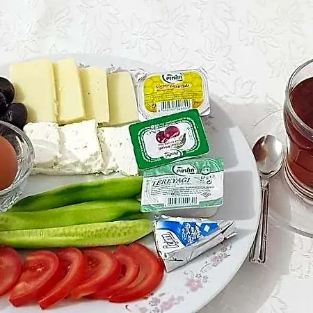 ホテル Kardelen グムベット